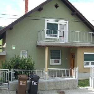 Maribor-Košaki: prodamo samostojno stanovanjsko hišo