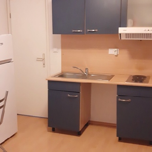 Maribor - Center: prodamo 2 sobno stanovanje